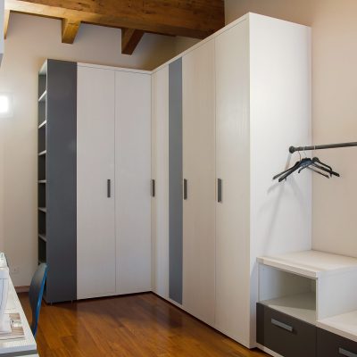 HOMEDESIGN | Cameretta moderna in mansarda