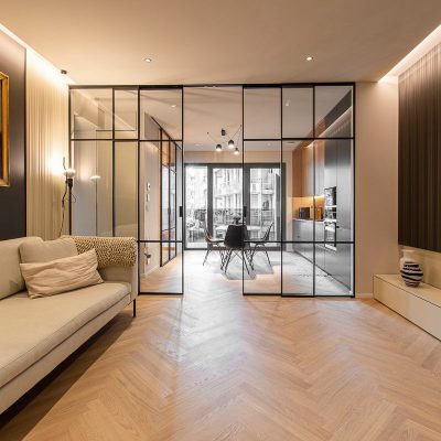 HOMEDESIGN | Cucina di Design a Portale in Legno e Nero Laccato